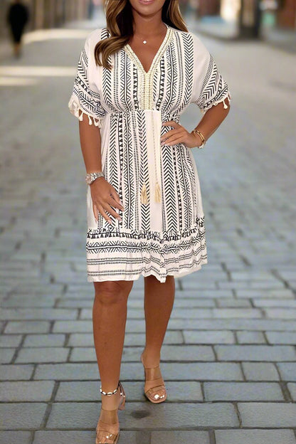 Casual Printed V-Neck Flowy Midi Dress | Cora 2